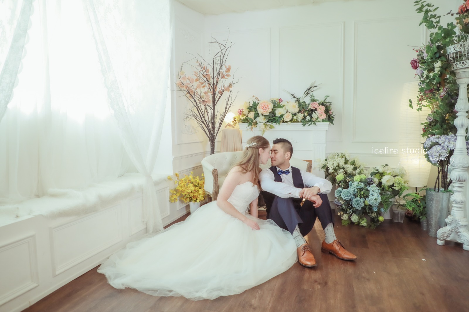 輕婚紗攝影 室內婚紗香港最平靚正相宜套餐價格推介 pre wedding 五大最佳人氣攝影師推介 最新影樓婚攝婚紗相風推薦 icefire studio wedding photo 4